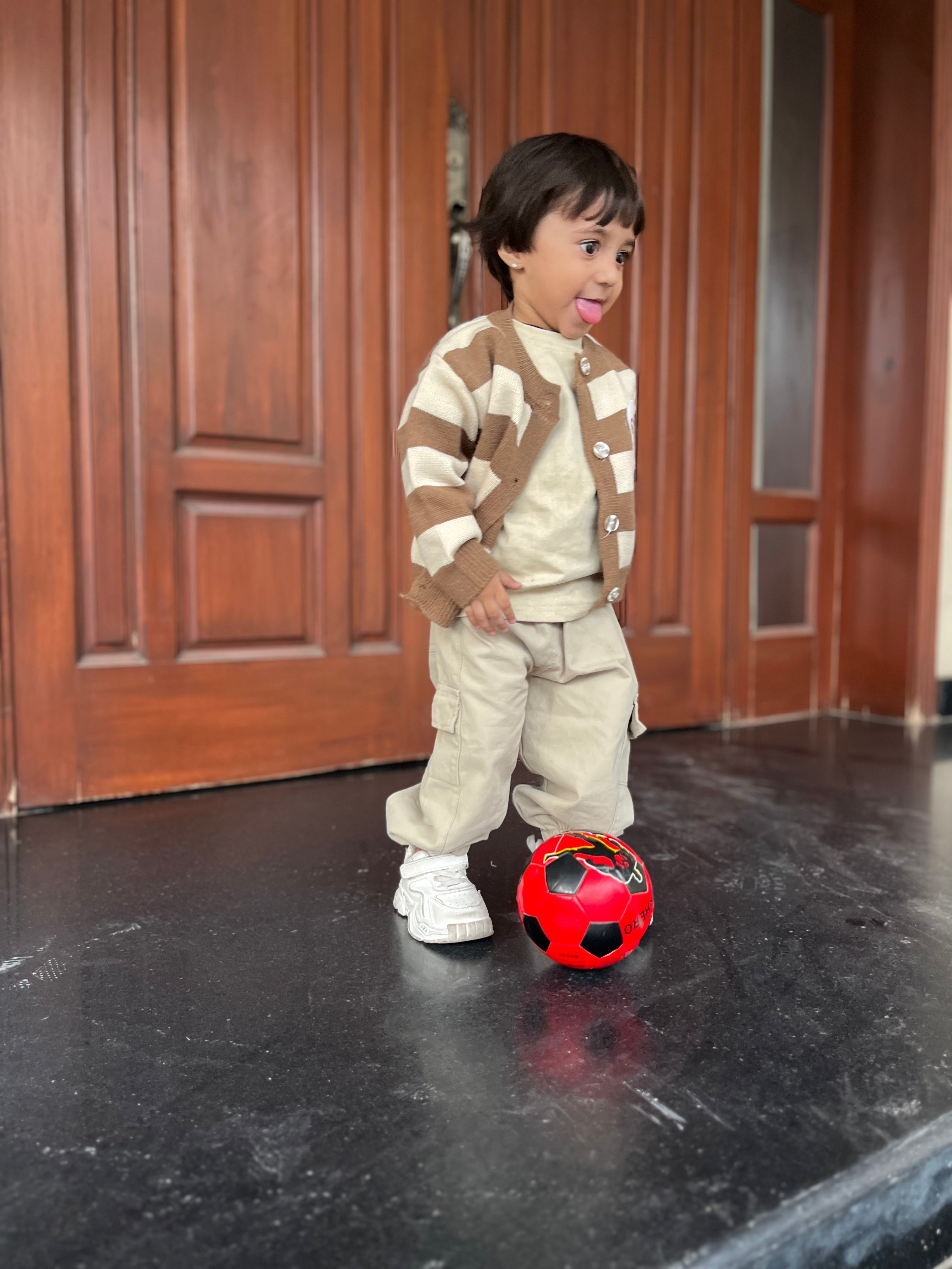 3‑Piece Sweater Set – Brown