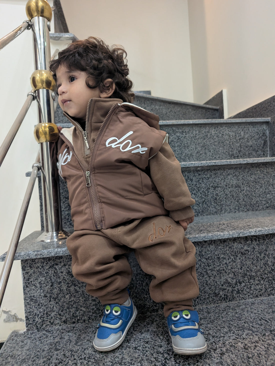 3‑Piece Boys Jacket Set – Brown